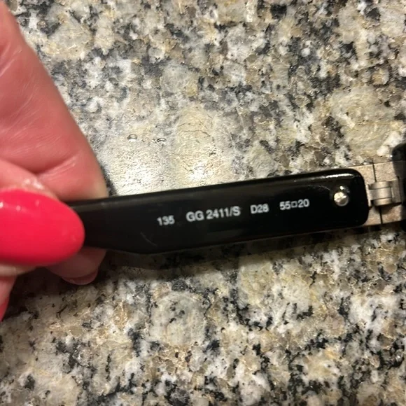 Gucci Black Sunglasses with Gold Case - Picture 3 of 6